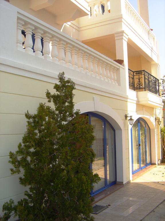 卡里玛拉酒店 Poros Town 外观 照片